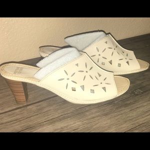 Mootsies Tootsies Tan Heel Sandals - Summer Shoes